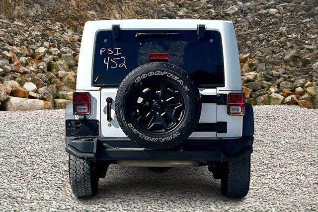 used 2013 Jeep Wrangler Unlimited car, priced at $14,995