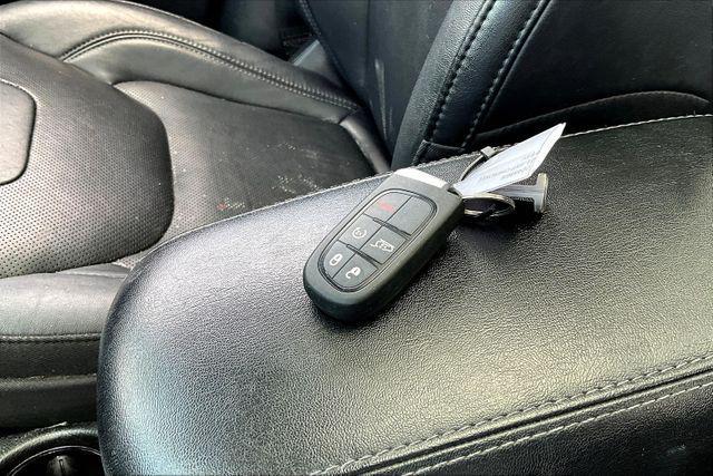 used 2021 Jeep Cherokee car, priced at $16,995