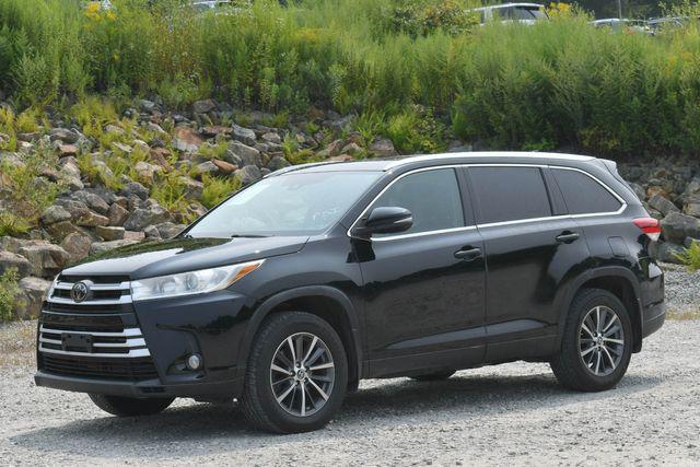 used 2019 Toyota Highlander car, priced at $20,995