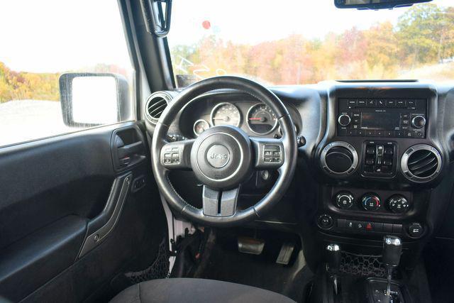 used 2016 Jeep Wrangler Unlimited car, priced at $15,995