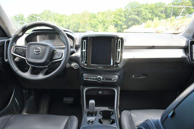 used 2021 Volvo XC40 car, priced at $18,995