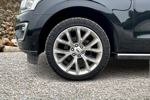 used 2018 Ford Expedition car, priced at $23,995