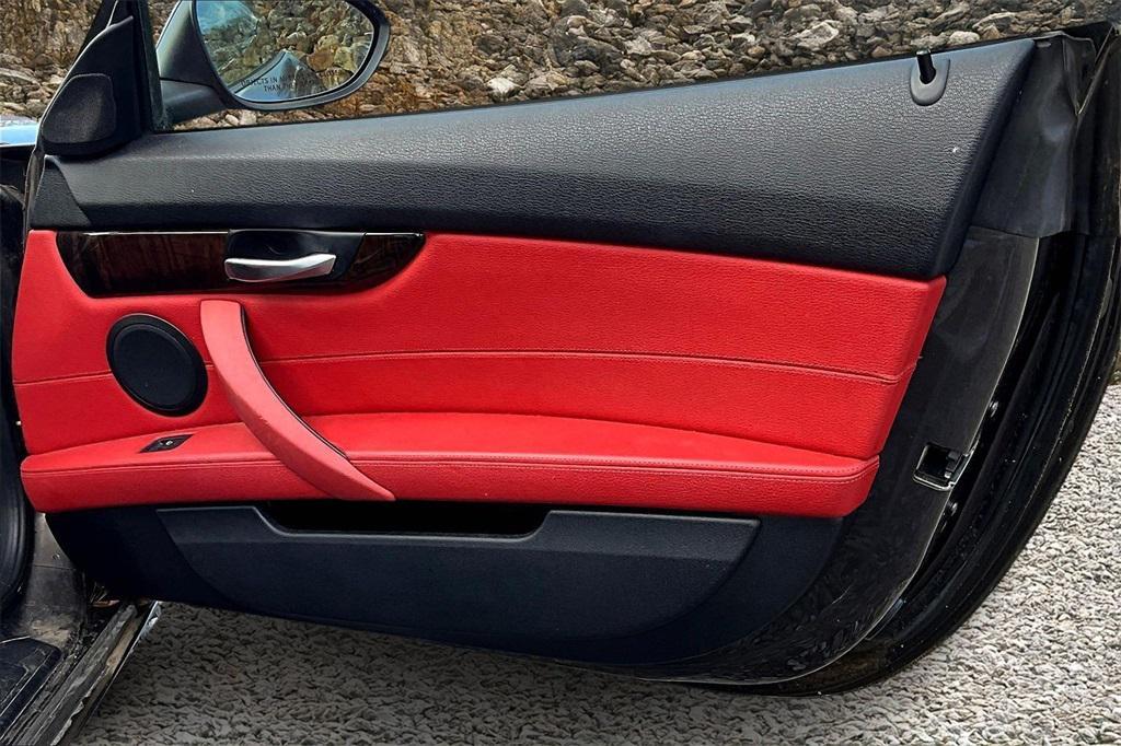 used 2011 BMW Z4 car, priced at $15,495