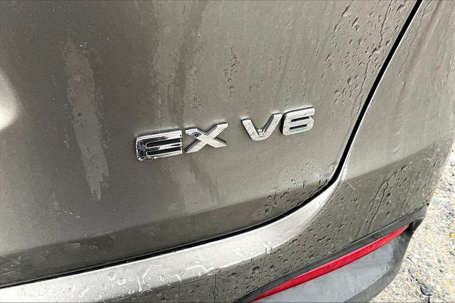 used 2018 Kia Sorento car, priced at $13,995