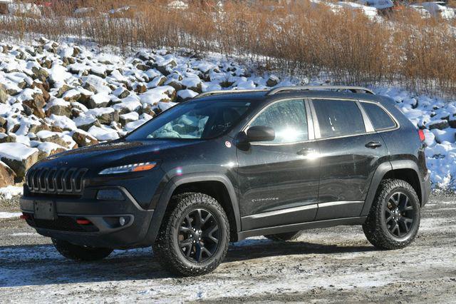 used 2015 Jeep Cherokee car, priced at $11,995