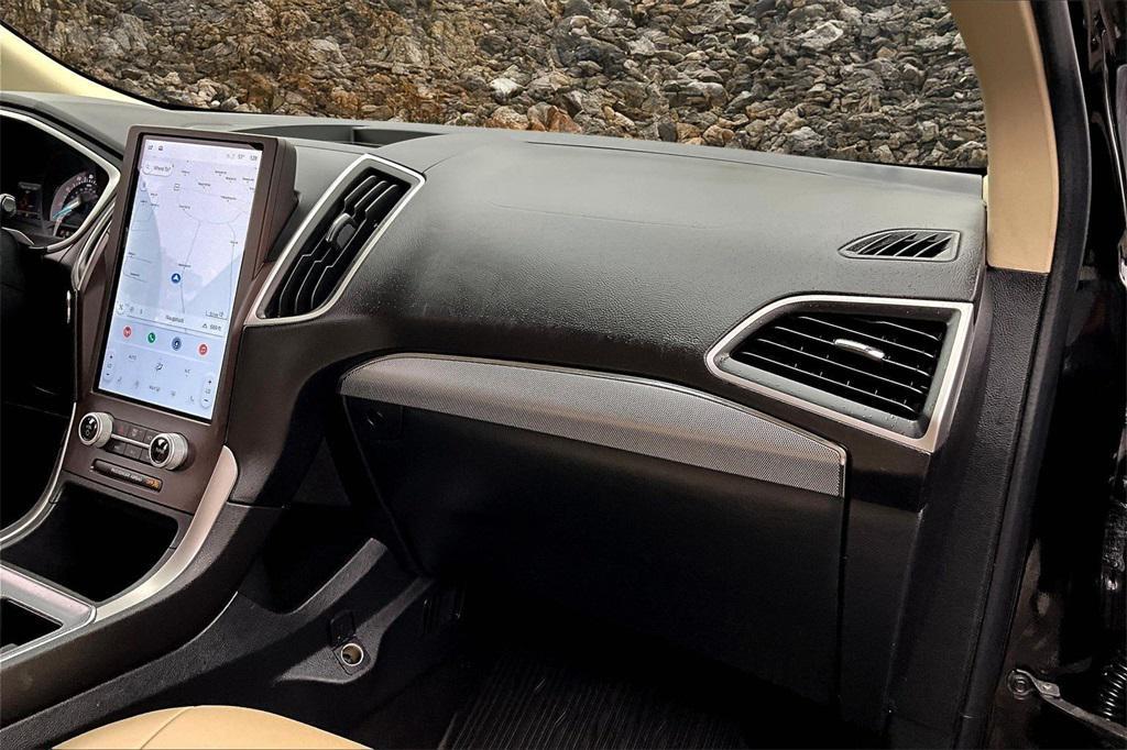 used 2021 Ford Edge car, priced at $15,495