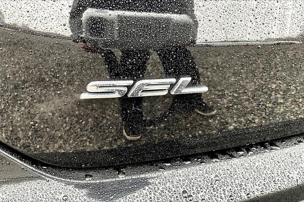 used 2021 Ford Edge car, priced at $15,495