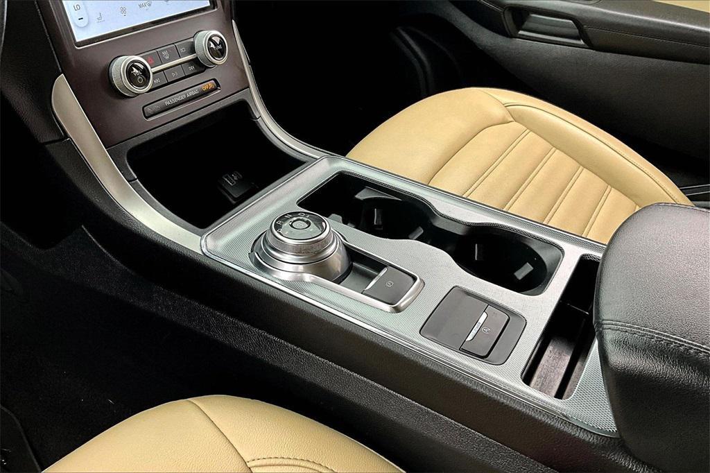 used 2021 Ford Edge car, priced at $15,495