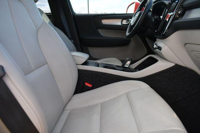 used 2021 Volvo XC40 car, priced at $16,995