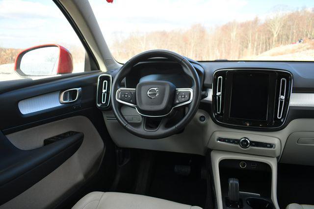 used 2021 Volvo XC40 car, priced at $16,995