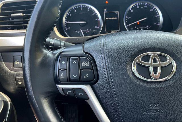 used 2018 Toyota Highlander car, priced at $21,995