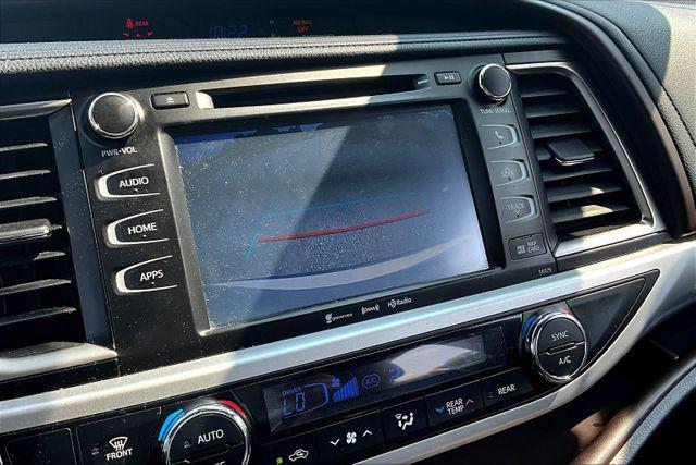 used 2018 Toyota Highlander car, priced at $21,995