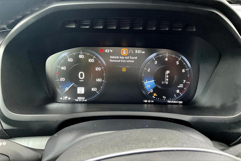 used 2021 Volvo XC90 car, priced at $22,995