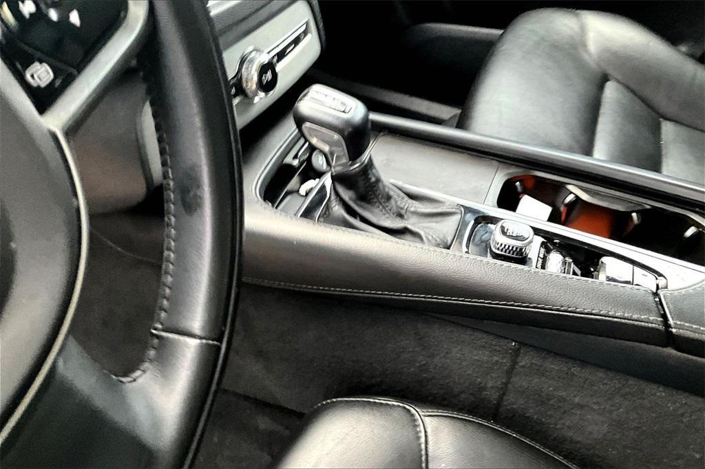 used 2021 Volvo XC90 car, priced at $22,995