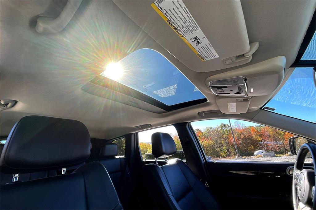 used 2012 Jeep Grand Cherokee car, priced at $9,995