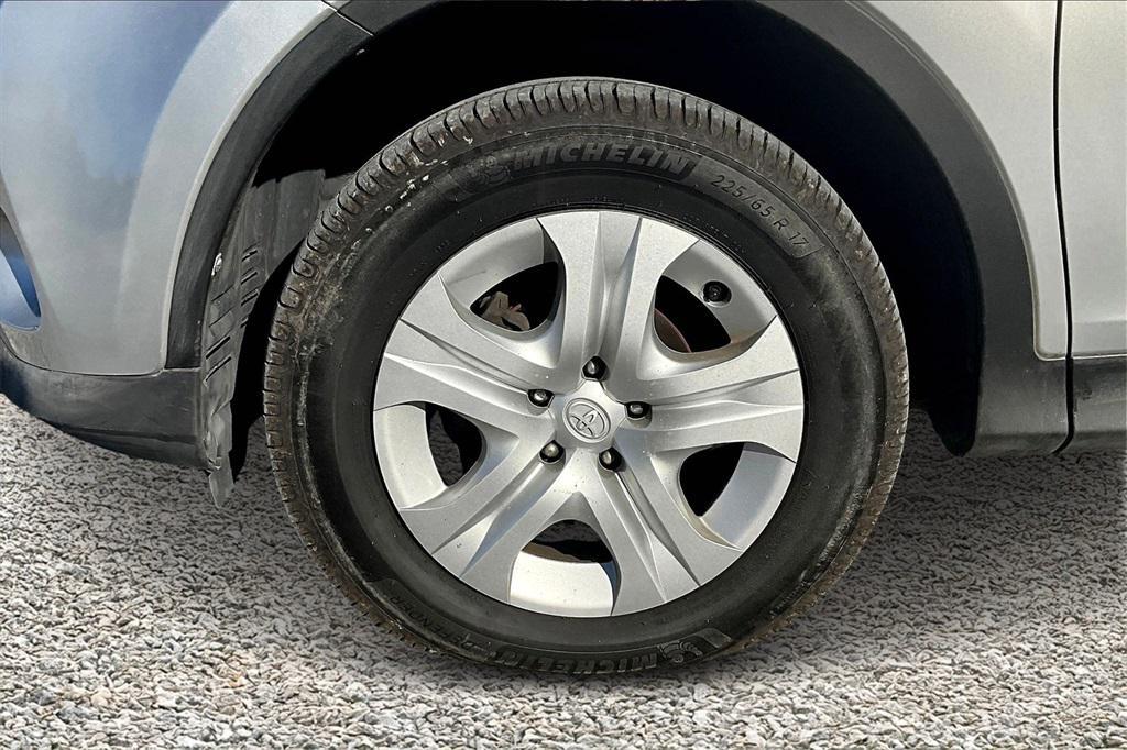 used 2013 Toyota RAV4 car, priced at $11,995