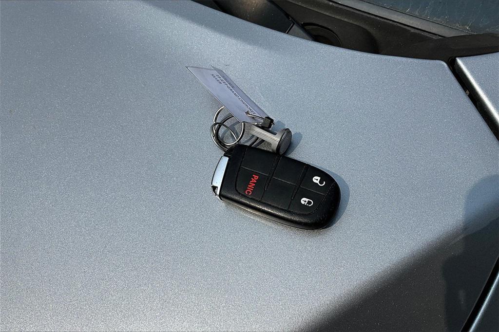 used 2019 Jeep Grand Cherokee car, priced at $12,995