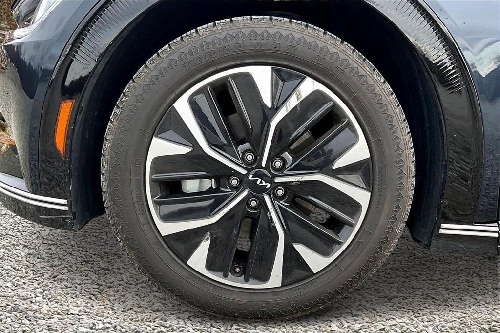 used 2023 Kia EV6 car, priced at $16,995