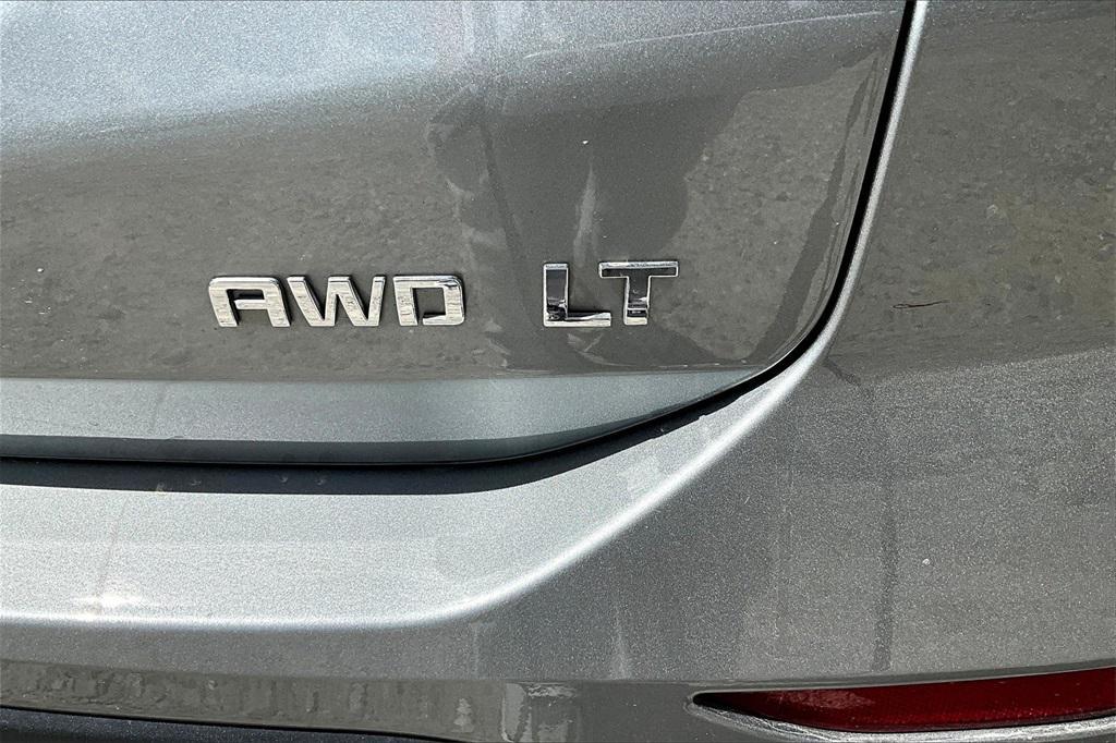 used 2023 Chevrolet Equinox car, priced at $16,495