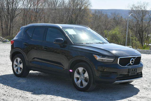 used 2020 Volvo XC40 car, priced at $17,995