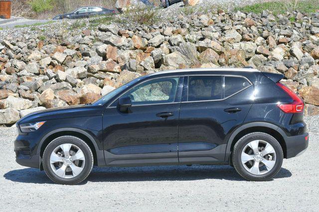 used 2020 Volvo XC40 car, priced at $17,995