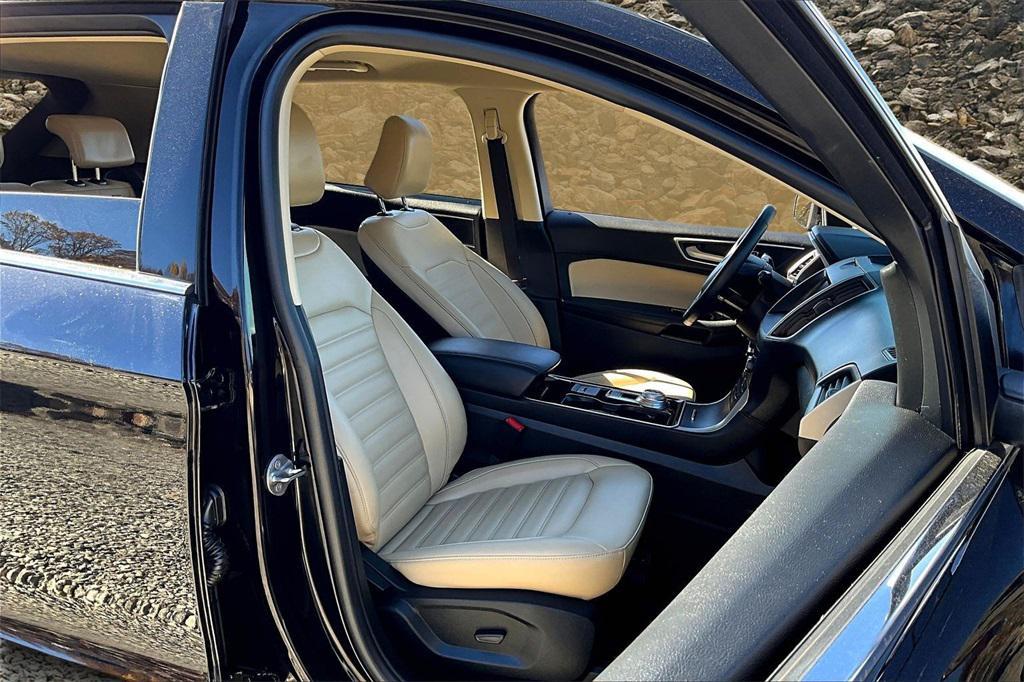used 2020 Ford Edge car, priced at $15,495