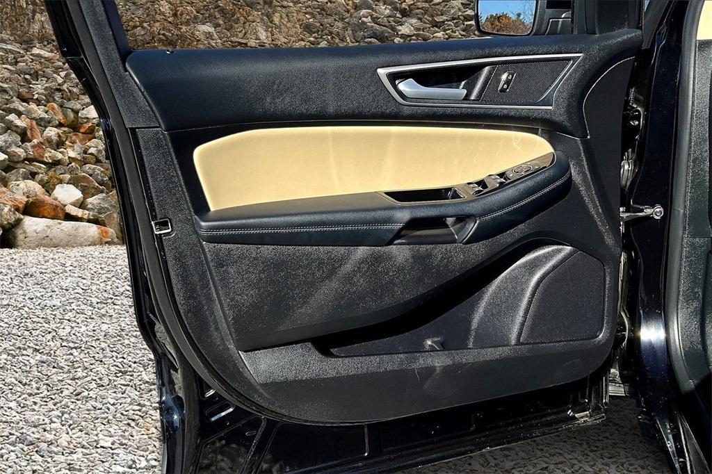 used 2020 Ford Edge car, priced at $15,495