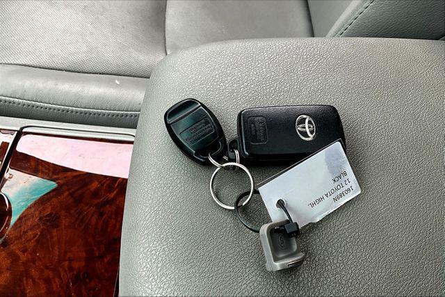 used 2012 Toyota Highlander car, priced at $14,995