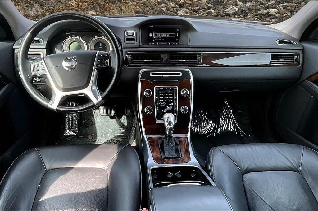 used 2013 Volvo XC70 car, priced at $11,995