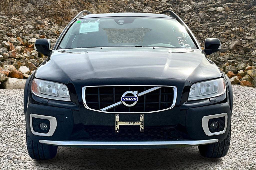 used 2013 Volvo XC70 car, priced at $11,995