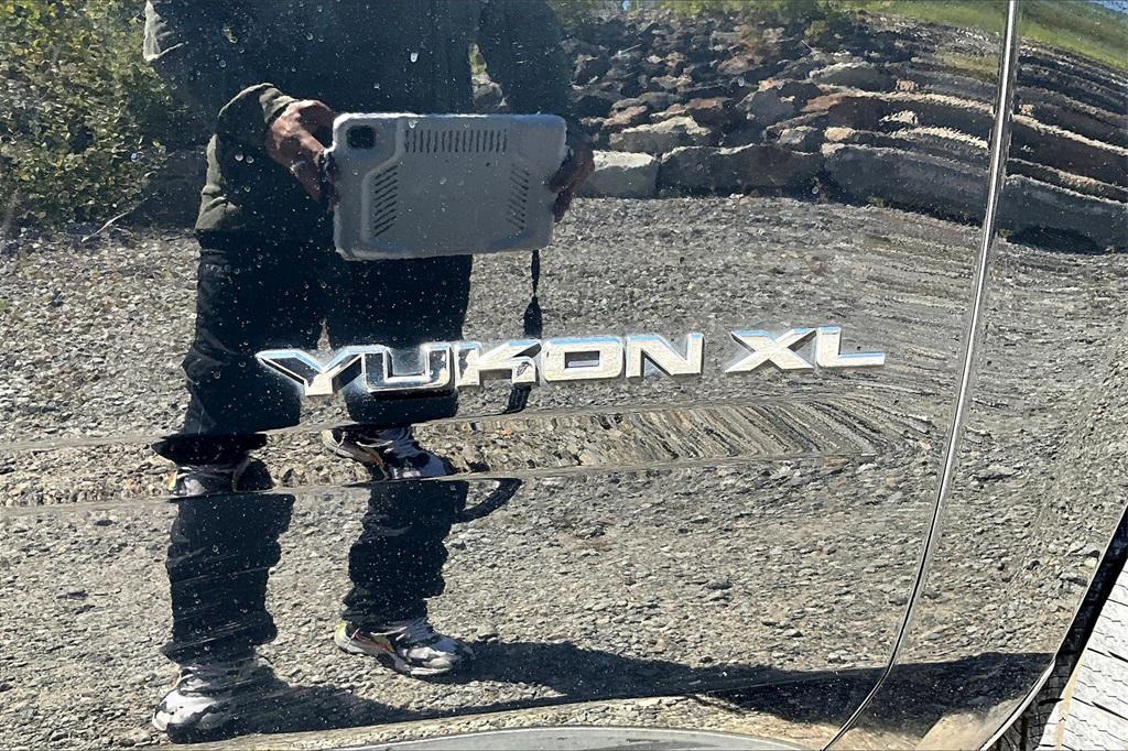 used 2016 GMC Yukon XL car, priced at $17,995