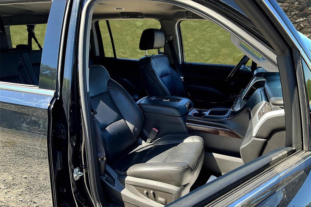 used 2016 GMC Yukon XL car, priced at $17,995