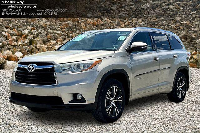 used 2016 Toyota Highlander car, priced at $15,995