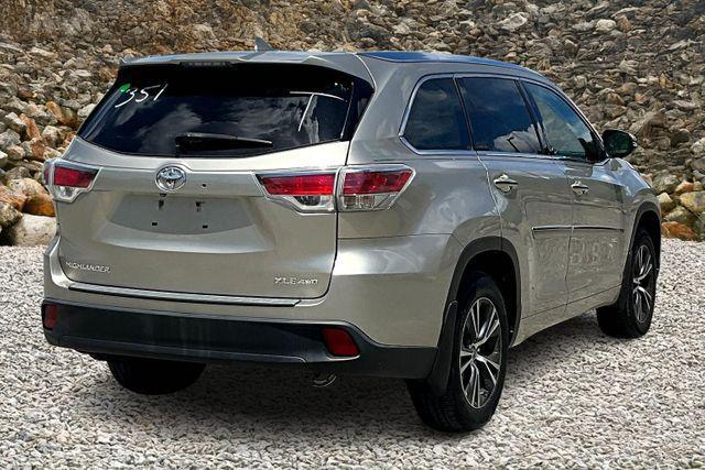 used 2016 Toyota Highlander car, priced at $15,995