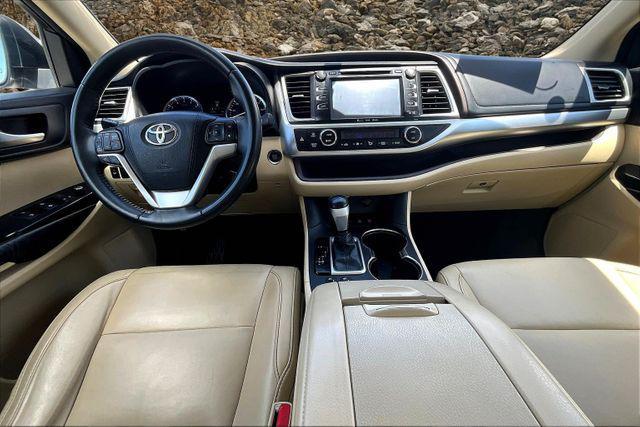 used 2016 Toyota Highlander car, priced at $15,995