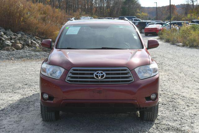 used 2010 Toyota Highlander car, priced at $10,495