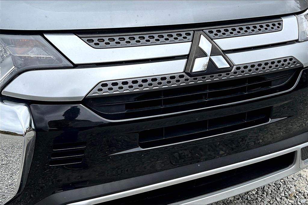 used 2020 Mitsubishi Outlander car, priced at $13,995