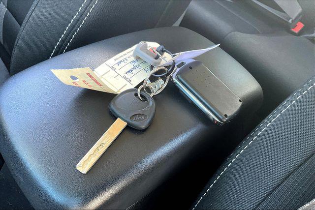 used 2021 Hyundai Venue car, priced at $12,995
