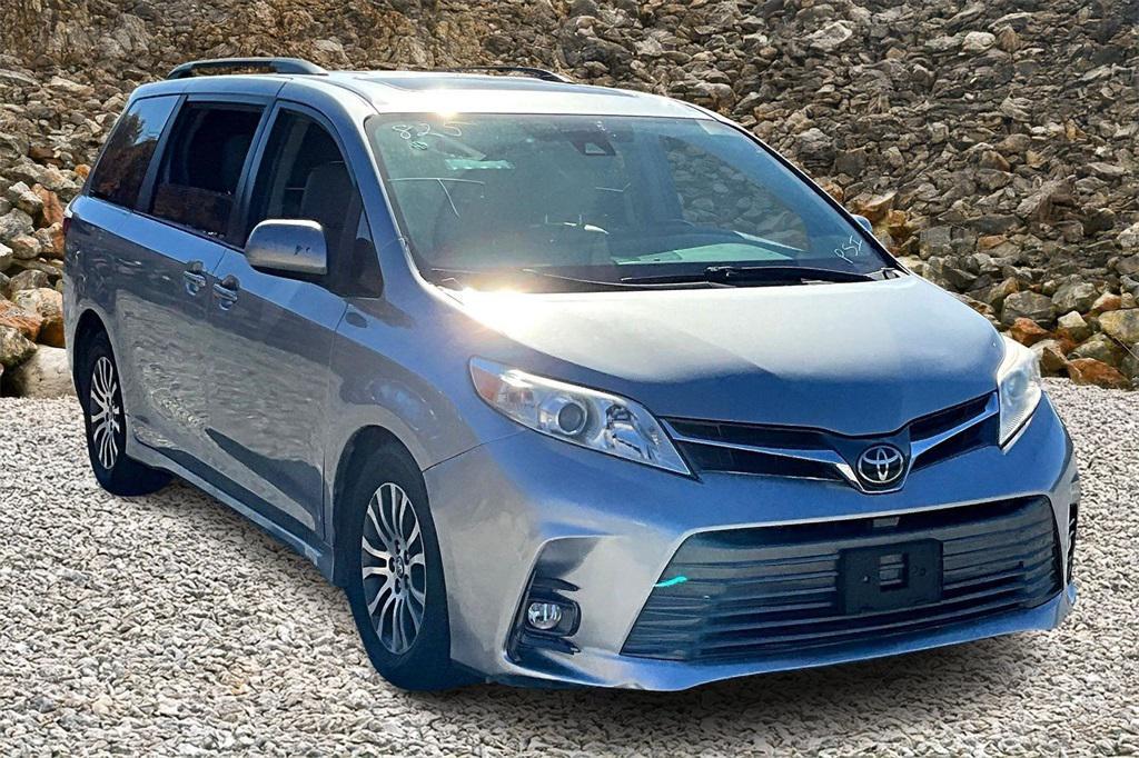 used 2018 Toyota Sienna car, priced at $21,995