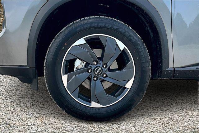 used 2025 Nissan Rogue car, priced at $26,995