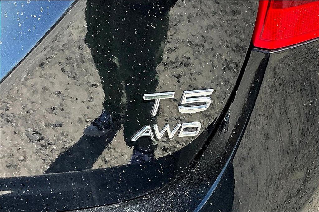 used 2018 Volvo V60 Cross Country car, priced at $16,995