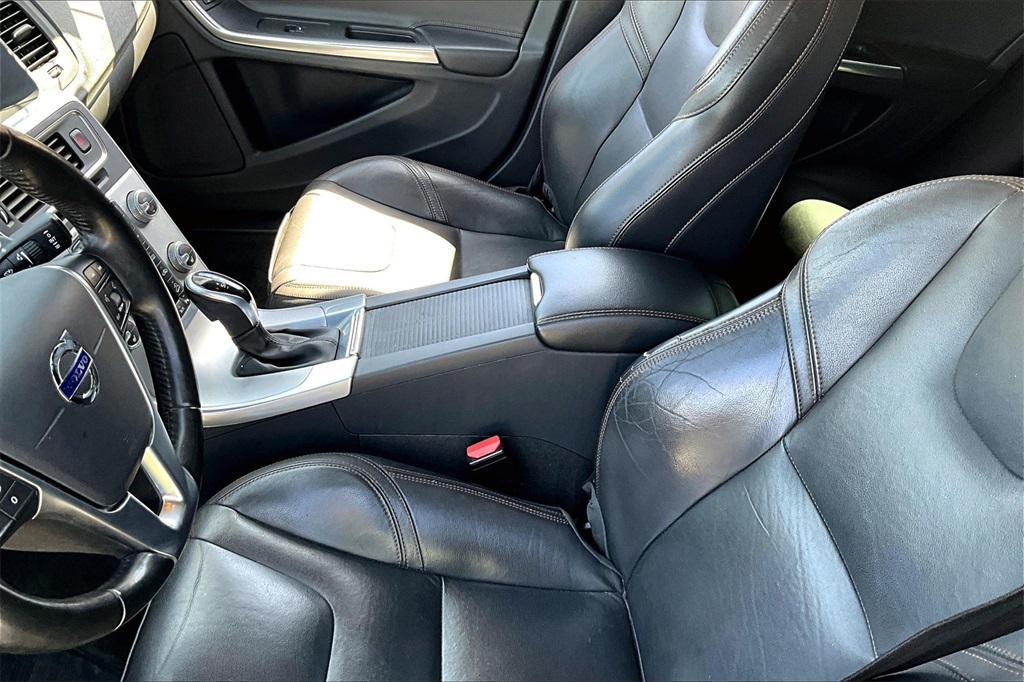 used 2018 Volvo V60 Cross Country car, priced at $16,995