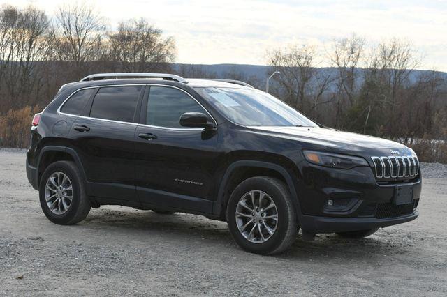 used 2019 Jeep Cherokee car, priced at $12,995