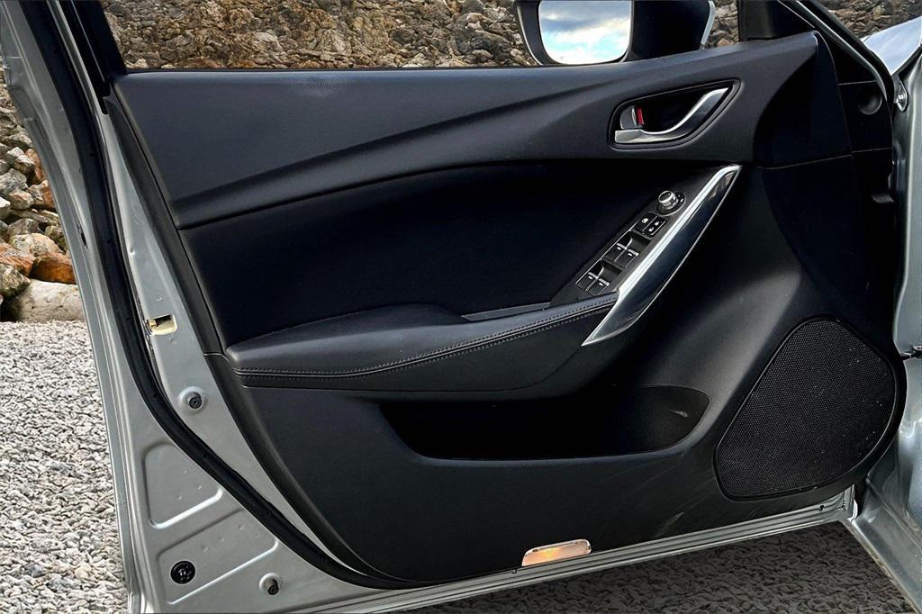 used 2016 Mazda Mazda6 car, priced at $9,995