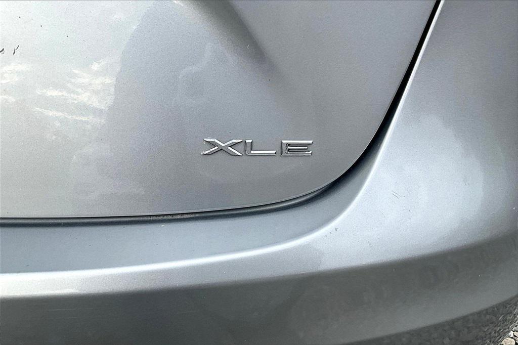 used 2015 Toyota Avalon car, priced at $14,995