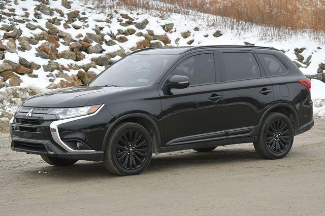 used 2020 Mitsubishi Outlander car, priced at $12,995