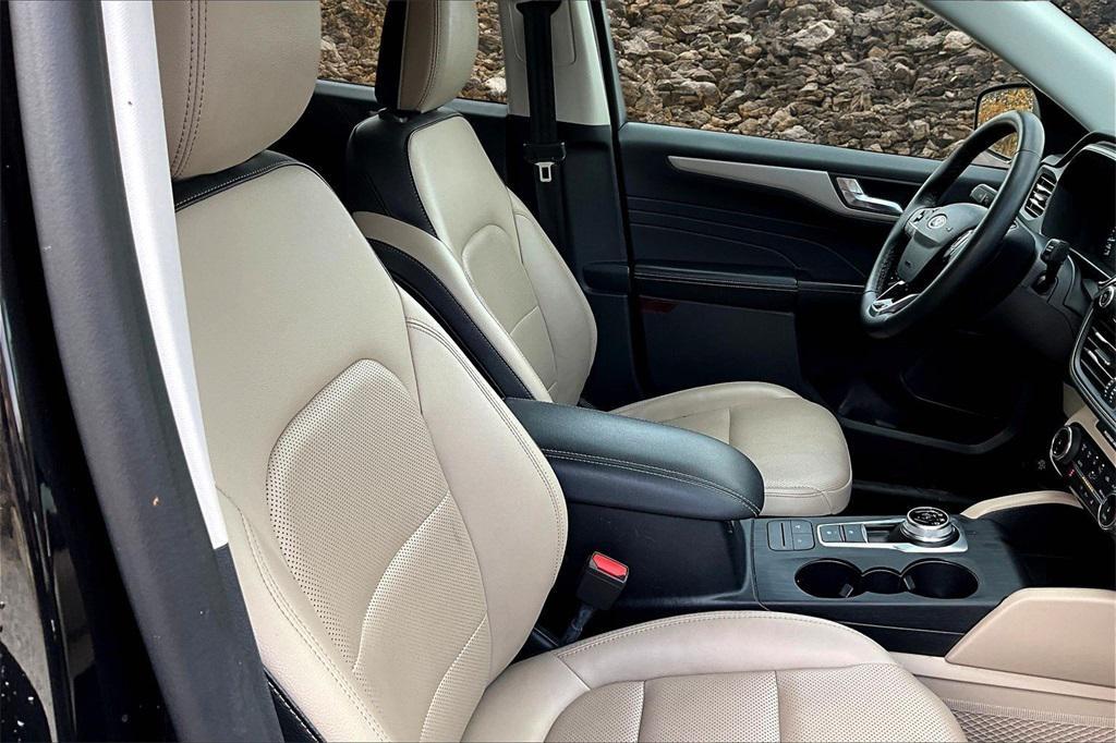 used 2022 Ford Escape car, priced at $14,995