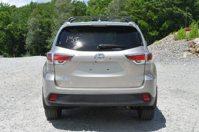 used 2015 Toyota Highlander car, priced at $17,995