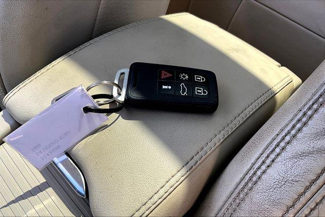 used 2014 Volvo XC60 car, priced at $11,995
