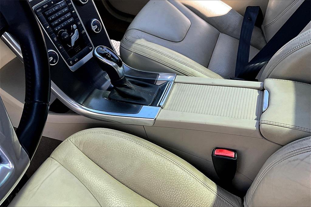 used 2014 Volvo XC60 car, priced at $10,995